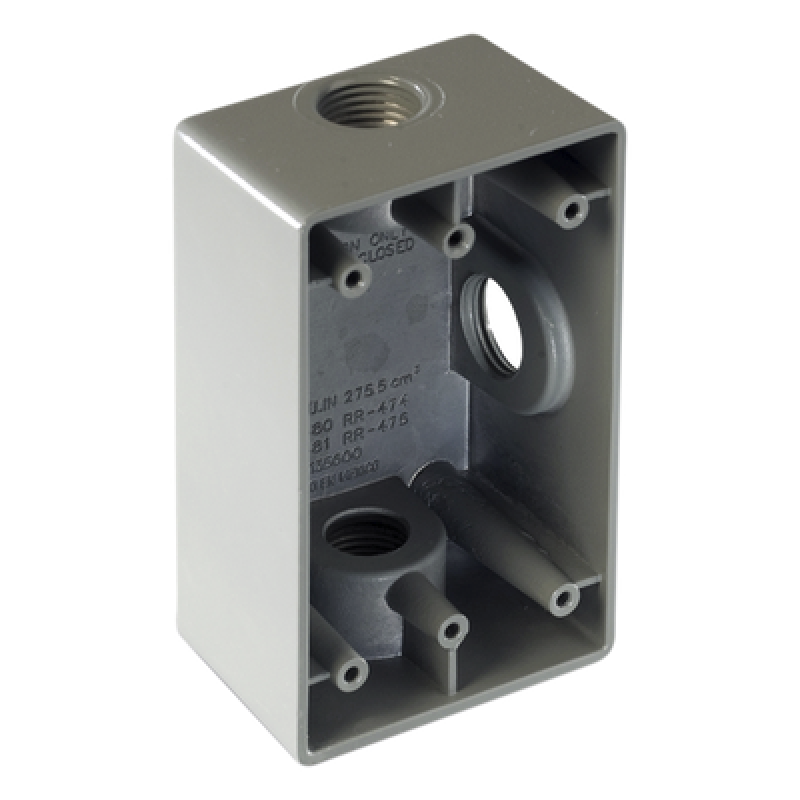 Caja Condulet FS de 1" ( 25.4 mm) con tres bocas a prueba de intemperie.